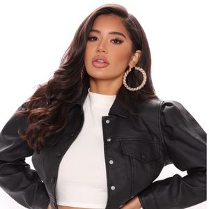 CROPPED LEATHER JACKET